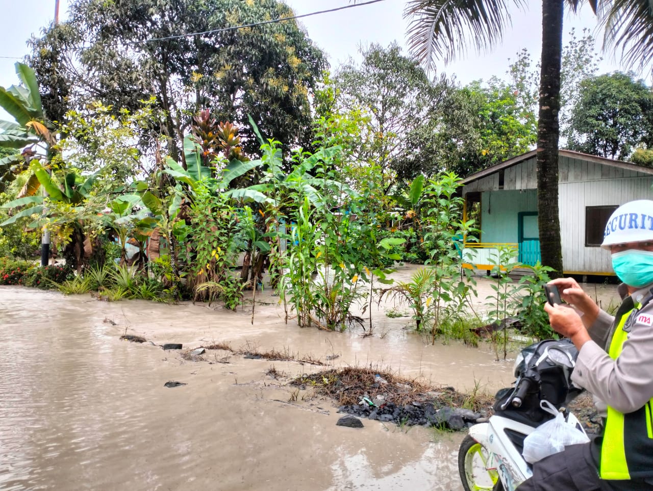 tanggul bocor malinau
