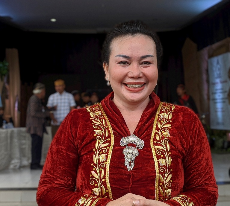 27 OKT-ADAT(1)